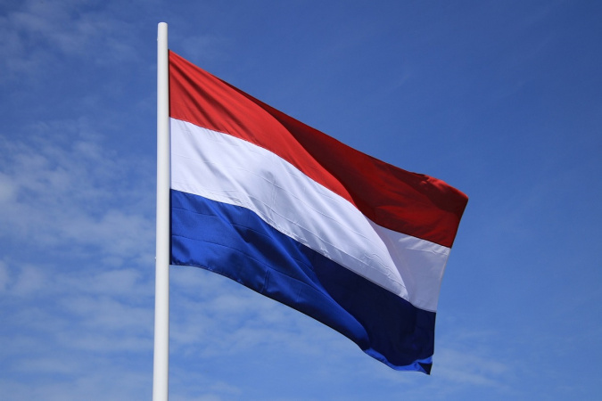 Нидерланды выделили более 200 млн.